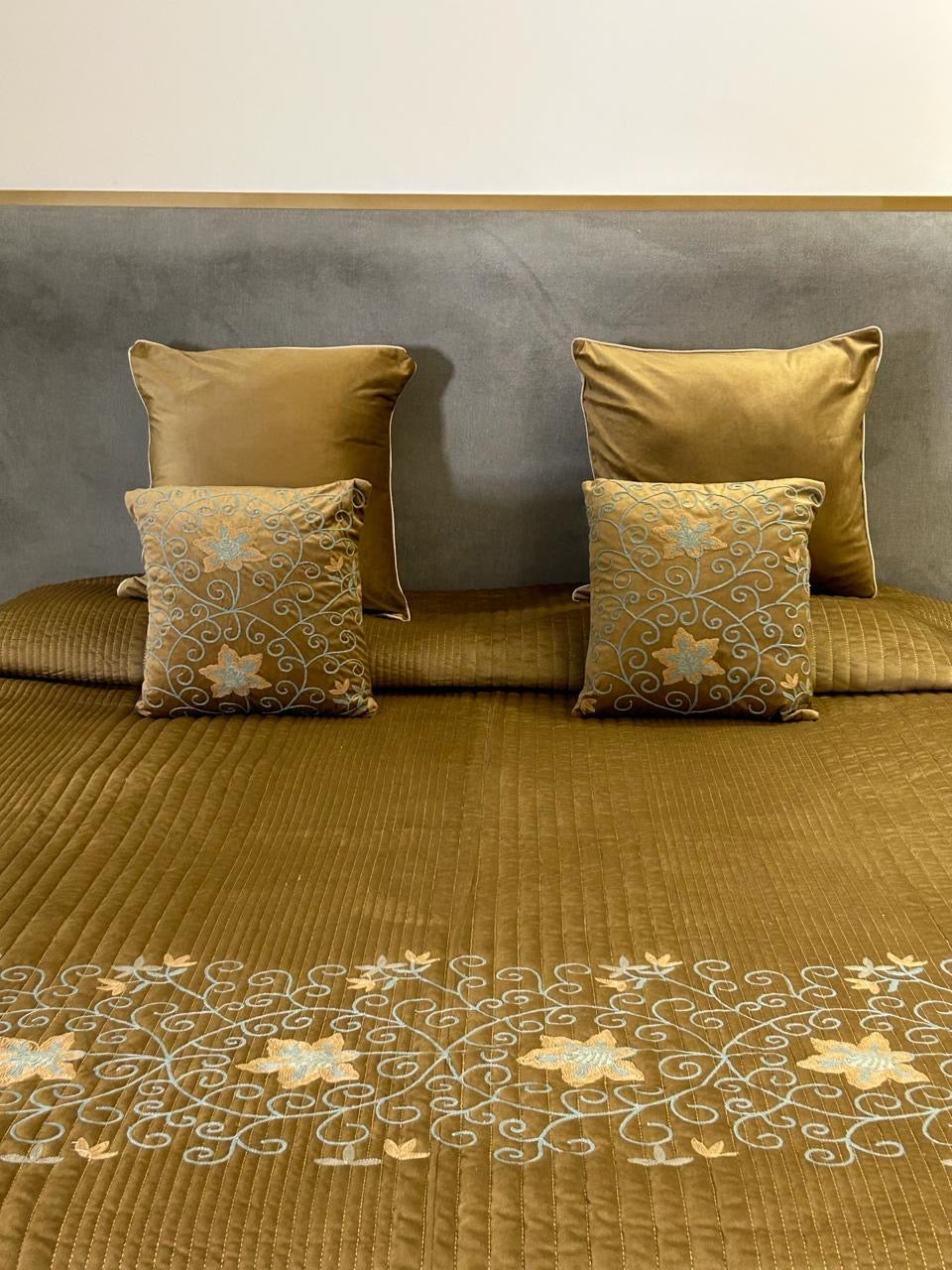 Cotton Velvet Bedspread. Set of 5