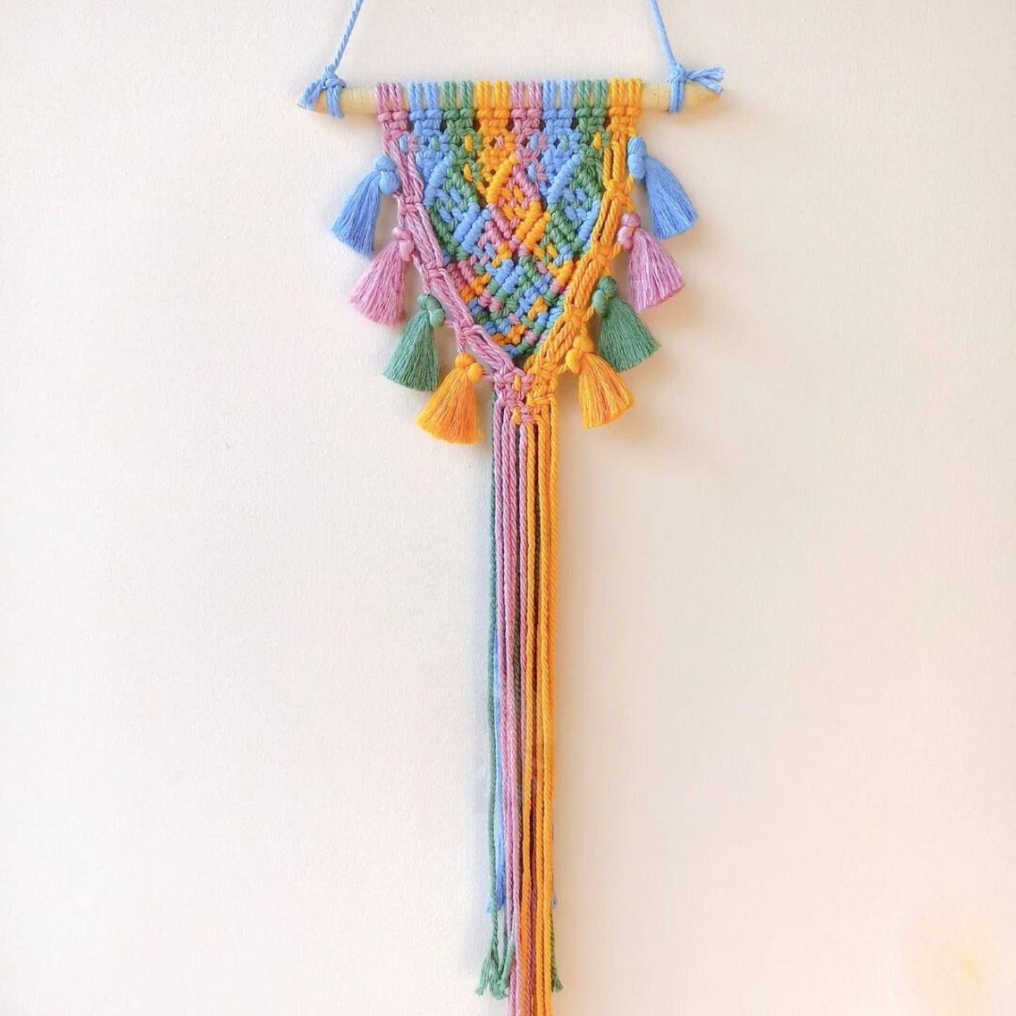 Fruity - Boho-Inspired Macramé Wall Hanging